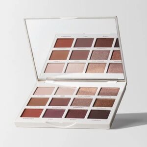 Persona Identity Eyeshadow Palette